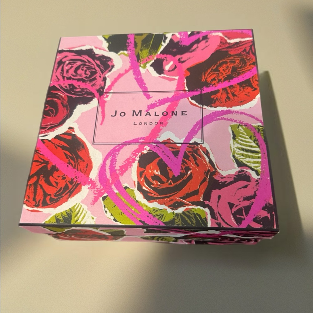 Jo Malone Rose and Heart Gift Box
